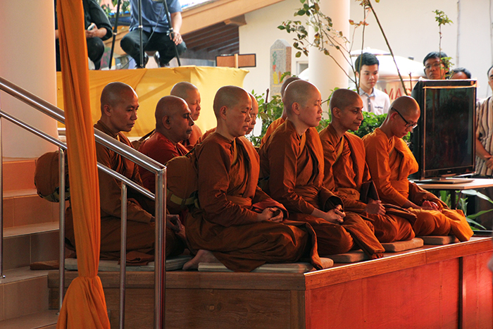 20150622-Upasampada-Bhikkhuni-Theravada-Pertama-di-Indonesia-Setelah-Seribu-Tahun_2